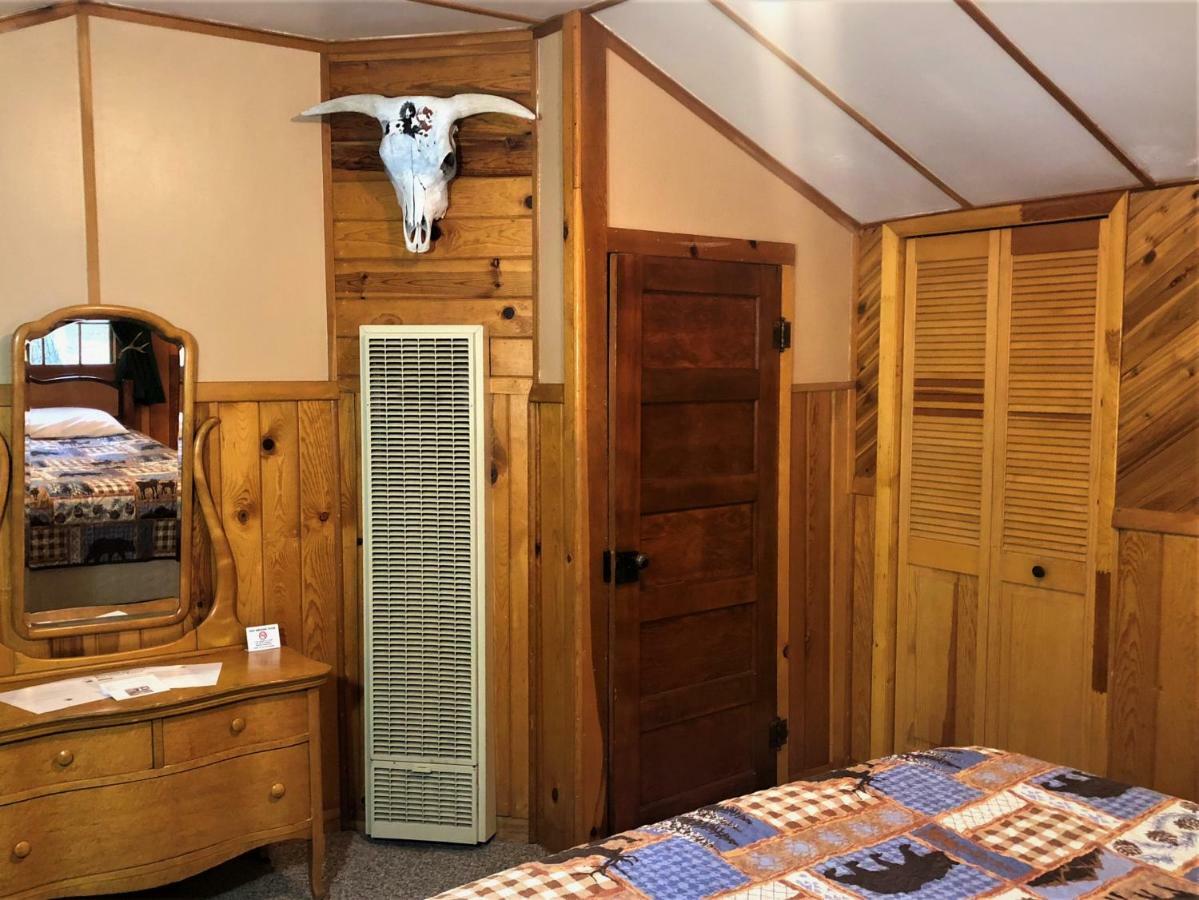 Bill Cody Ranch Hotel Luaran gambar